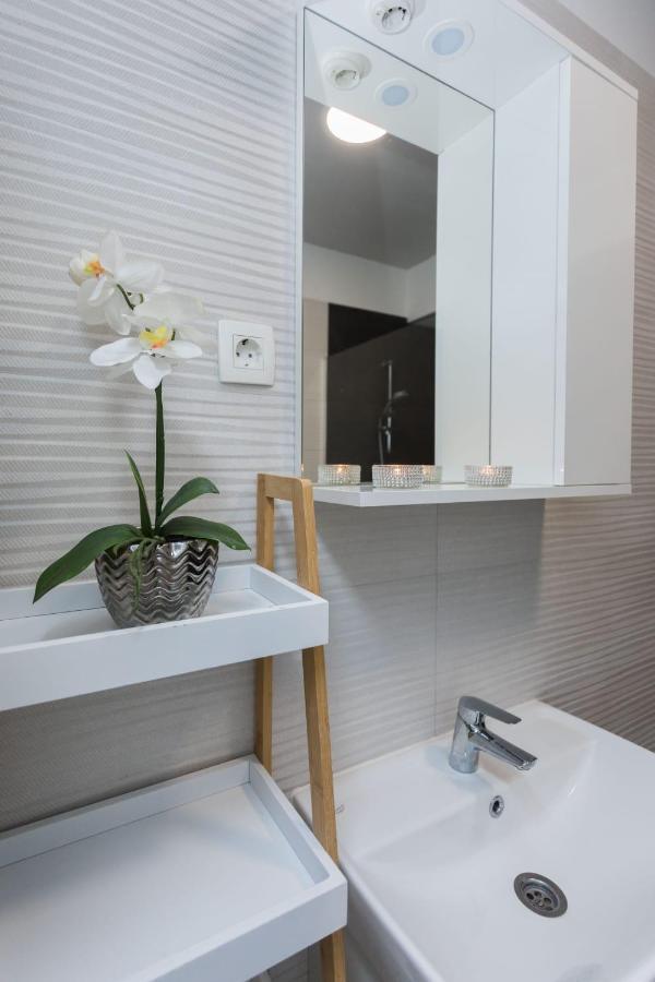 Bloom Apartment Split Ngoại thất bức ảnh