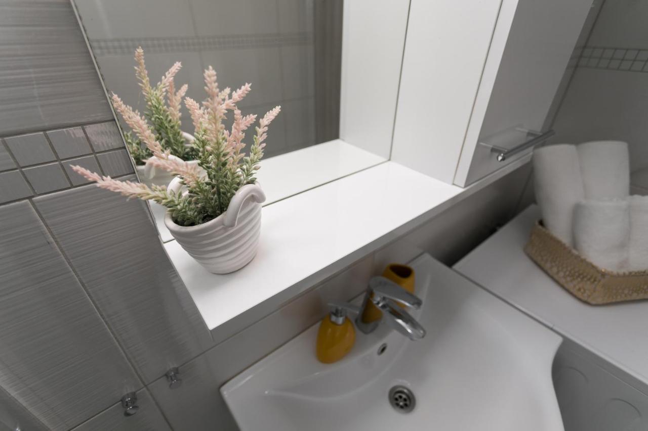 Bloom Apartment Split Ngoại thất bức ảnh